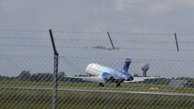 Un avion militar rus a fost aproape de a lovi un avion de pasageri