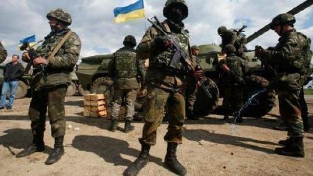 Teroriștii din estul Ucrainei au deschis focul asupra misiunii OSCE