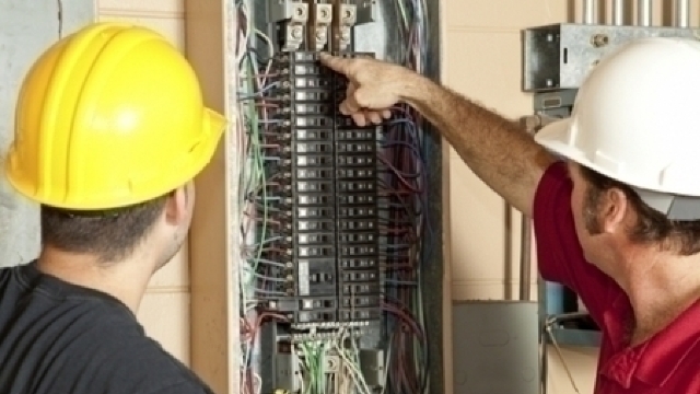 Un oraș este alimentat cu energie din arderea bancnotelor scoase din uz