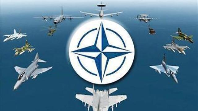 NATO a interceptat un avion militar rus deasupra Mării Baltice