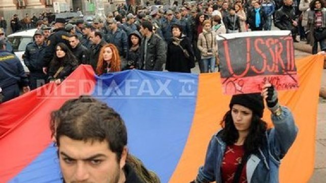 Manifestații anti-rusești au avut loc ieri în Armenia