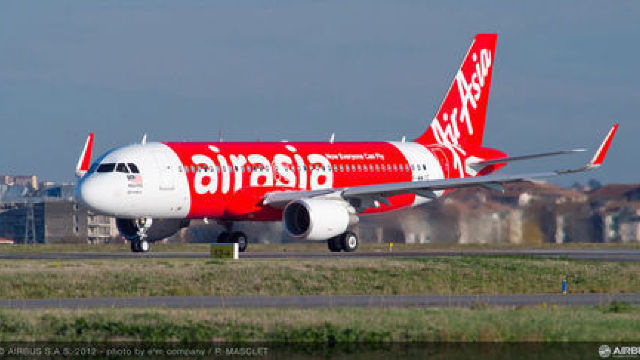 AirAsia: Alte opt corpuri neînsuflețite au fost recuperate de la locul prăbușirii avionului