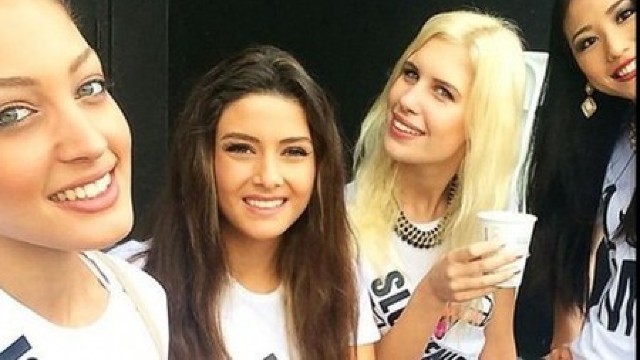 Miss Israel și Miss Liban apar împreună într-un selfie