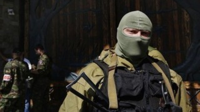 Teroriștii din Donețk își consolidează forțele