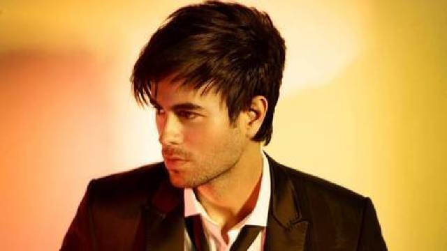 Enrique Iglesias, denunțat pentru plagiat