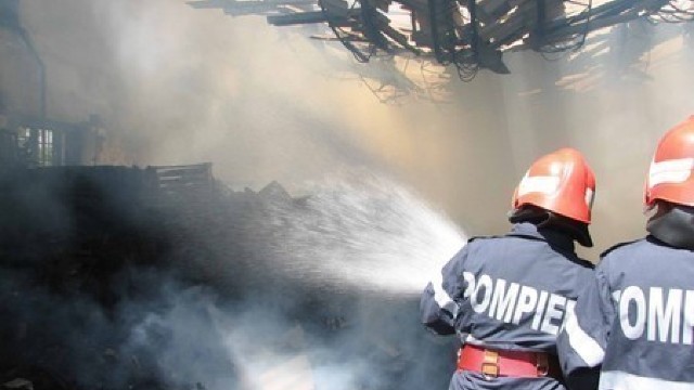 Incendiu cu victime într-un centru comercial din sudul Chinei