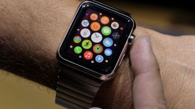 Apple și-a prezentat ceasul inteligent Apple Watch. Care este prețul (FOTO)