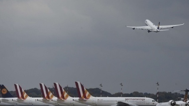 Schimbare a procedurilor de zbor după tragedia aviatică din Franța