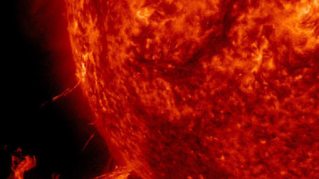 Prima explozie solară puternică din acest an (VIDEO)