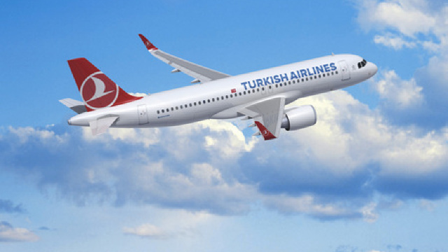 ALERTĂ CU BOMBĂ într-un avion al companiei Turkish Airlines