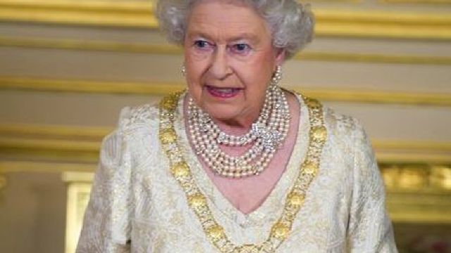 Regina Elisabeta a-II-a a inaugurat cel mai mare vas de croazieră britanic