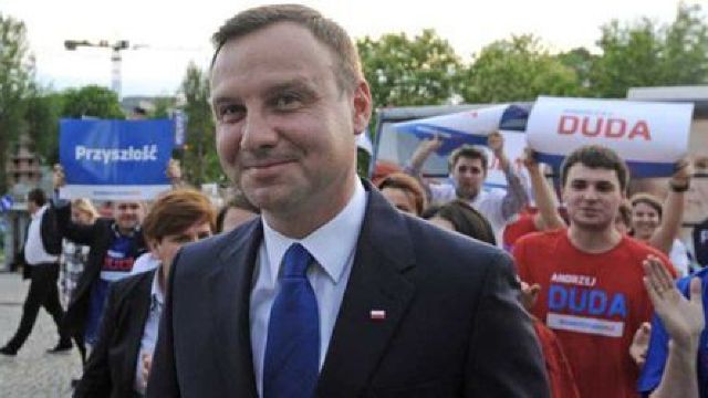Andrezj Duda câștigă alegerile prezidențiale din Polonia Andrezj Duda câștigă alegerile prezidențiale din Polonia