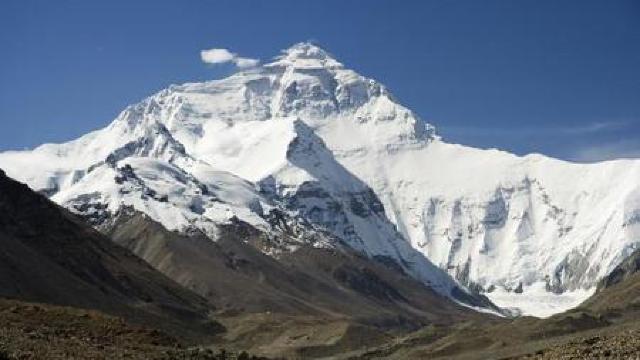 Everest a pierdut 2,8 de cm, în urma seismului din Nepal