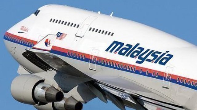 Un avion Malaysia Airlines a aterizat de urgență 