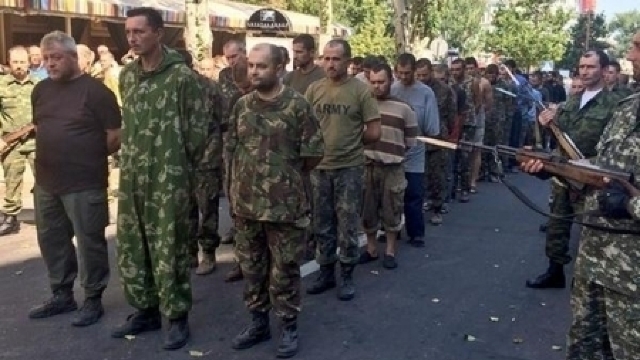 Separatiștii din Ucraina dețin 270 de prizonieri