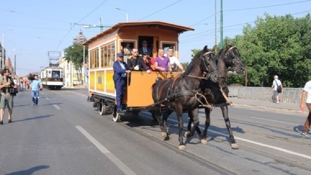 Timișoara: PARADA TRAMVAIELOR, la 146 de ani de la circulația primului tramvai (FOTO)