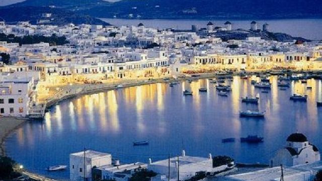 Grecia: Veniturile din turism au crescut în mai cu 17%