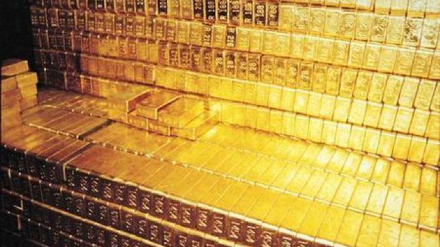 Prețul aurului, la cel mai mic nivel din ultimii cinci ani