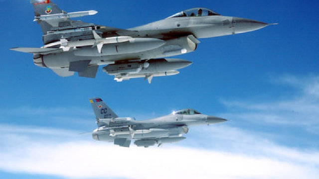 SUA livrează primele avioane F16 Egiptului