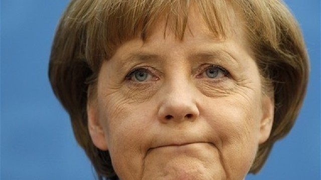 Angela Merkel, împotriva 