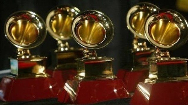 Premiile Grammy (2011-2012)