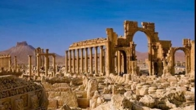 Siria: Statul Islamic a aruncat în aer Arcul de Triumf din Palmira