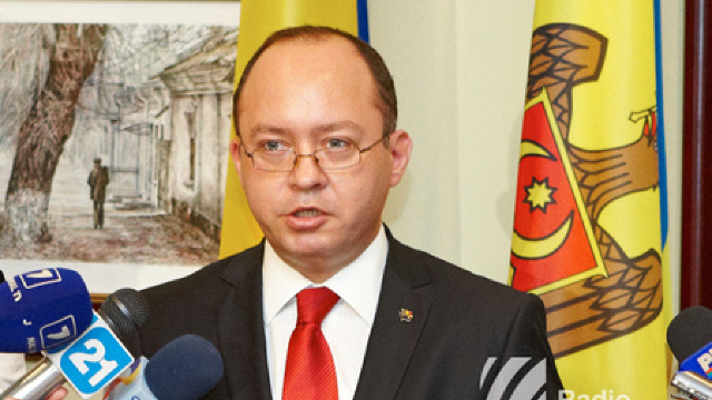 Ministrul român al afacerilor externe, Bogdan Aurescu, efectuează astăzi, 30 aprilie, o vizită la Chișinău