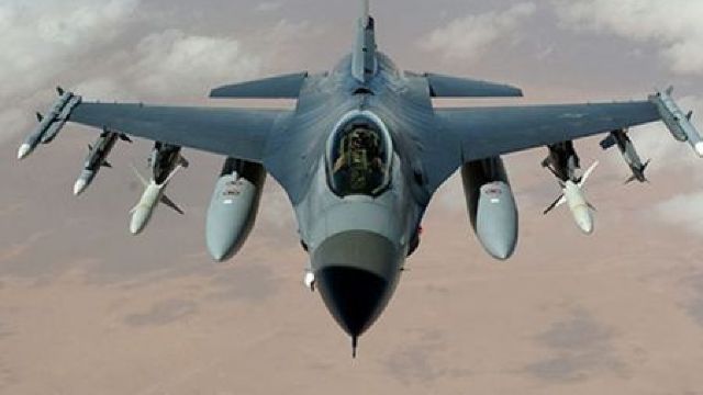Ucraina merge în SUA după avioane F-16. O delegație se deplasează la Washigton pentru negocieri, dar se teme de alegerile de anul viitor din State