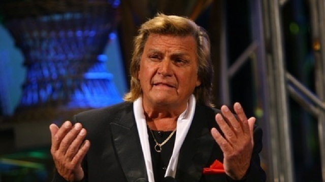 Nicolae Timofti i-a acordat titlul „Artist al Poporului” actorului Florin Piersic