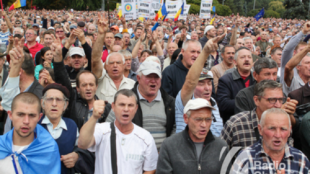 În Republica Moldova criza s-a sfârșit sau e un nou început? (Adevărul)