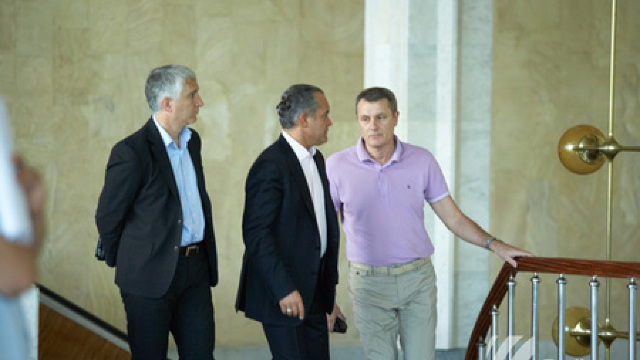 Constantin Botnari pleacă din Parlament. Cine îi ia locul