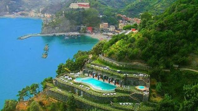 Italia va limita numărul de turiști într-un loc de poveste (FOTO)