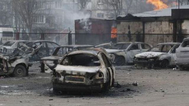 Un microbuz a EXPLODAT în Ucraina. Trei civili au murit