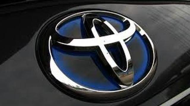 Toyota recheamă la service 2,9 milioane vehicule