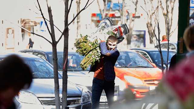 Cum marchează locuitorii Chișinăului ziua de 8 martie (AUDIO)