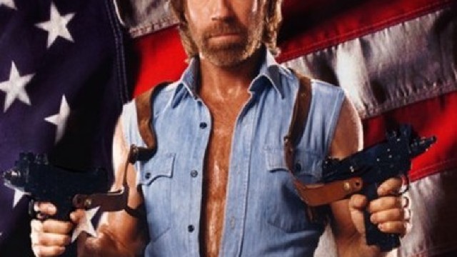 Astăzi este ziua lui Chuck Norris. Împlinește câți ani vrea el