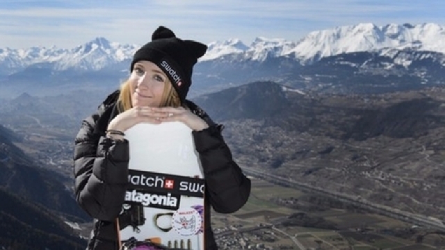 O campioană mondială la snowboard a murit într-o avalanșă