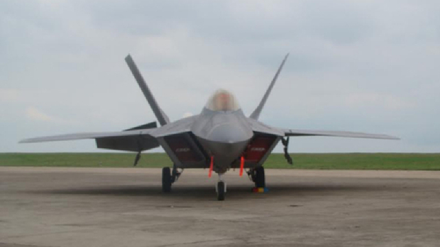 Statele Unite trimit avioane F-22 în România