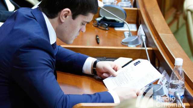 Constantin Țuțu a fost înregistrat în calitate de candidat la funcția de deputat