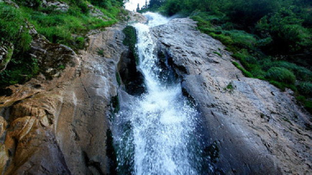 TURISM: Cascada Cailor din Munții Rodnei - județul Maramureș