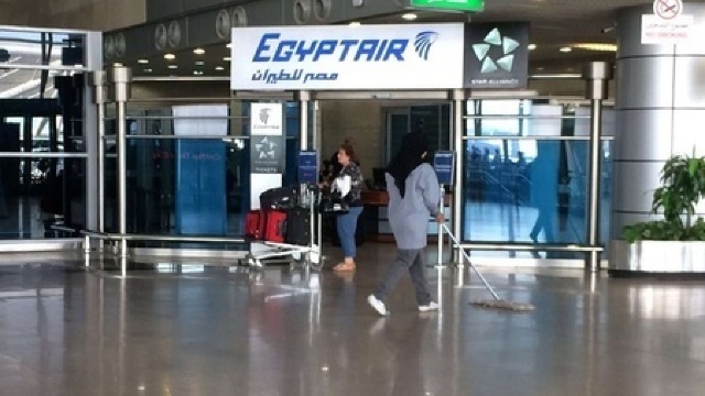 Avionul EgyptAir ar fi fost doborât în urma unui act terorist