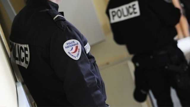 101 persoane au fost arestate în Franța 'în legătură directă cu terorismul' 