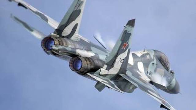 Un avion rusesc de tipul Su-27 s-a prăbușit în regiunea Moscovei