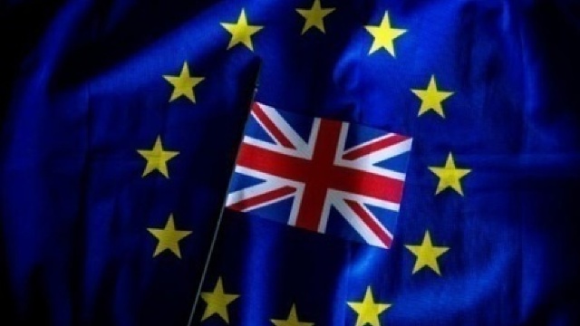 Marea Britanie, somată să părăsească urgent UE