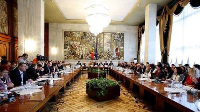 Cooperarea dintre Parlament și societatea civilă: ONG-urile cer TRANSPARENȚĂ decizională