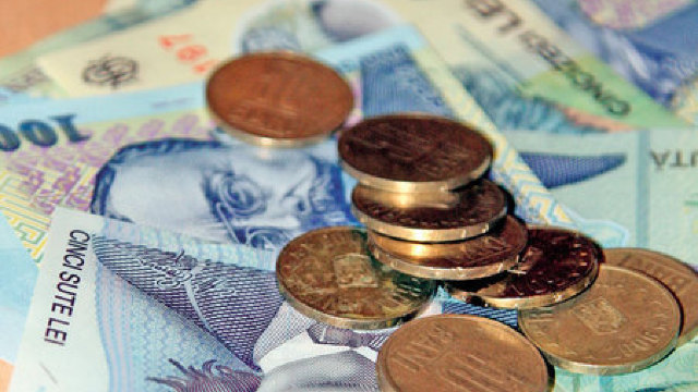 De astăzi începe modificarea drapelului României și a banilor. Cum va arăta noul drapel