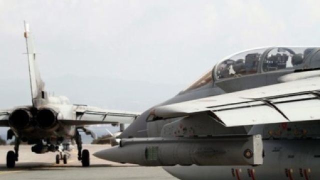 Mister: Două avioane F-16 au fixat ținta pe avionul lui Erdogan, dar nu au tras
