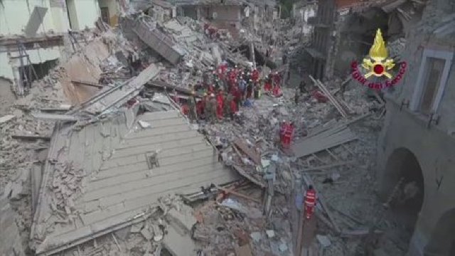 Cutremur puternic în Italia: 8 români au murit, 19 sunt dați dispăruți 