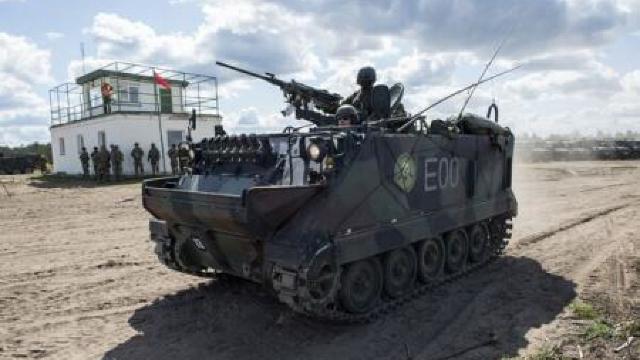 Lituania inaugurează un oraș de carton pentru antrenamente militare 