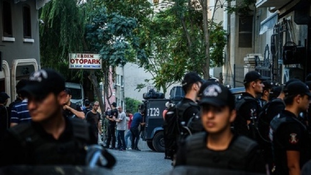 Poliția turcă a lichidat un posibil atacator sinucigaș lângă o secție de poliție
